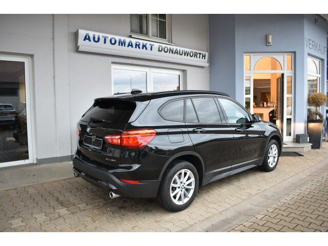 BMW X1 xDrive20i Aut. Advantage Navi Leder Kamera