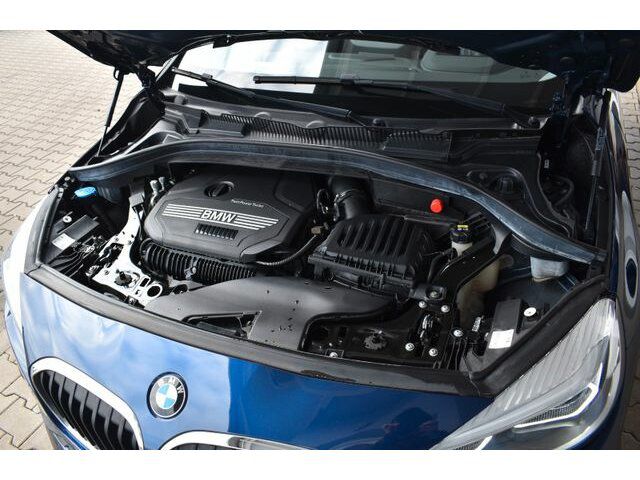 BMW 220 Active Tourer 220i Active Tourer Aut. Advantage Navi HiFi LED