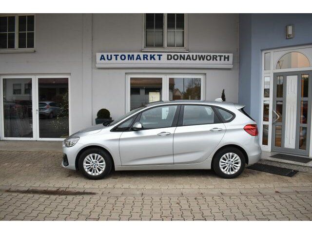 BMW 218 Active Tourer 218i Active Tourer Aut. Advantage Navi LED Sitzh