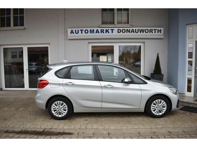 BMW 218 Active Tourer 218i Active Tourer Aut. Advantage Navi LED Sitzh