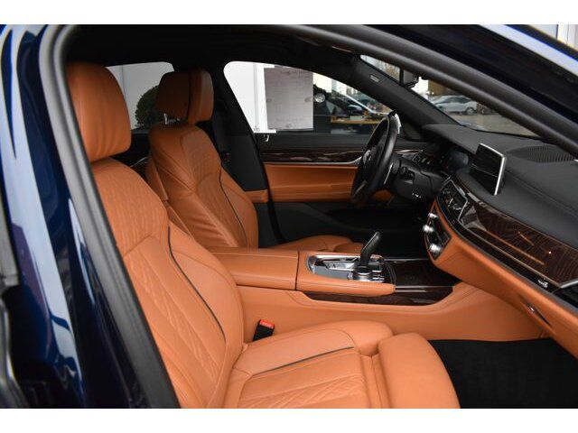 BMW 730 d xDrive M-Paket Glasdach Standhzg Laser