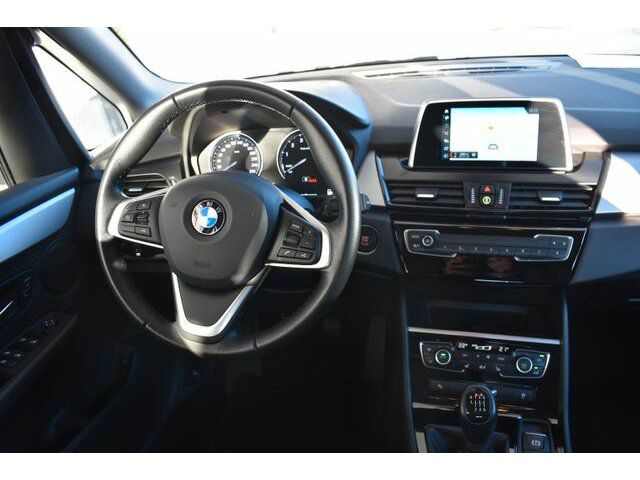 BMW 218 Active Tourer 218i Active Tourer Advantage Navi Sitzhzg GRA