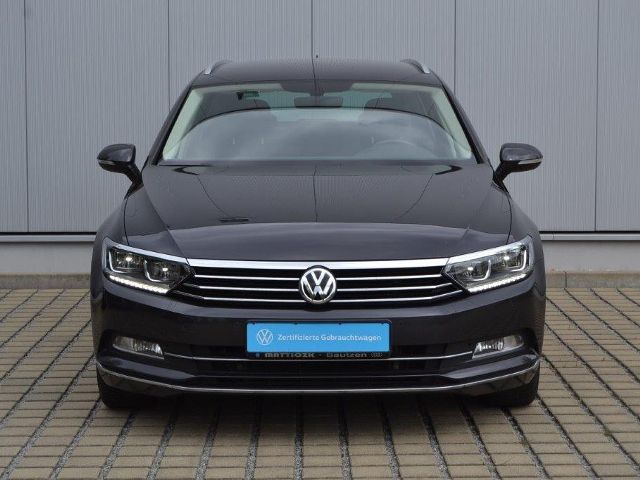 VW Passat Variant