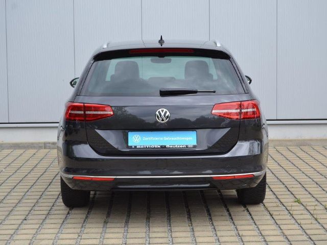 VW Passat Variant