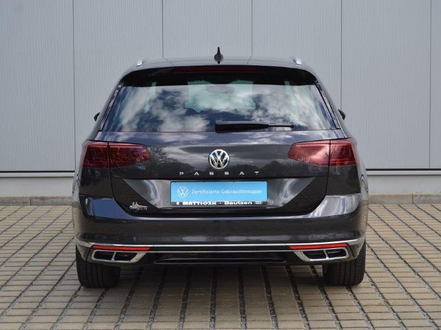 VW Passat Variant