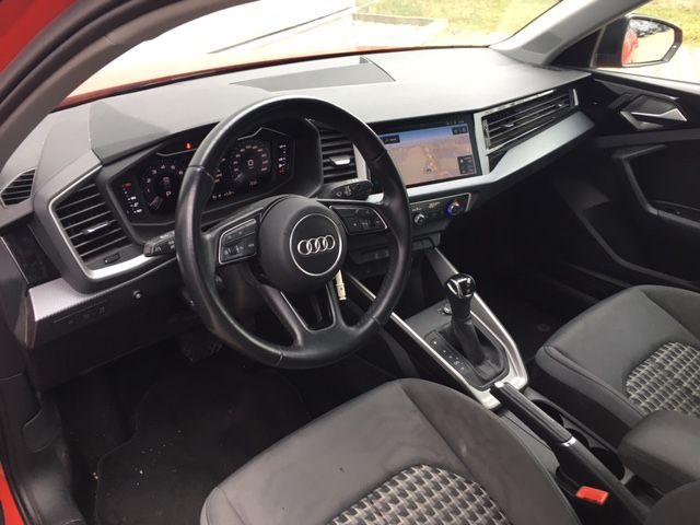 AUDI A1 35 TFSI S-tronic S-line LED/18-ZOLL+SFW/NAVI+SOUND/AVC/GRA/APS/SHZ