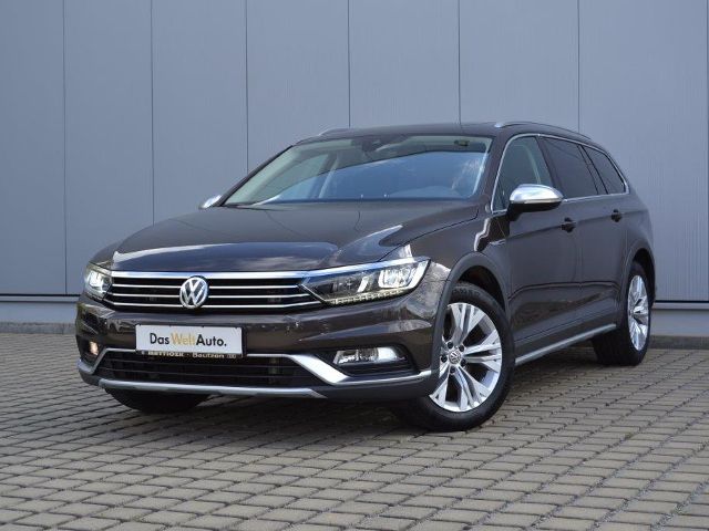 VW Passat Alltrack