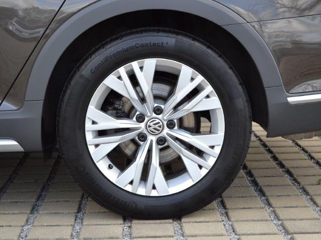 VW Passat Alltrack