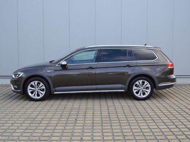 VW Passat Alltrack