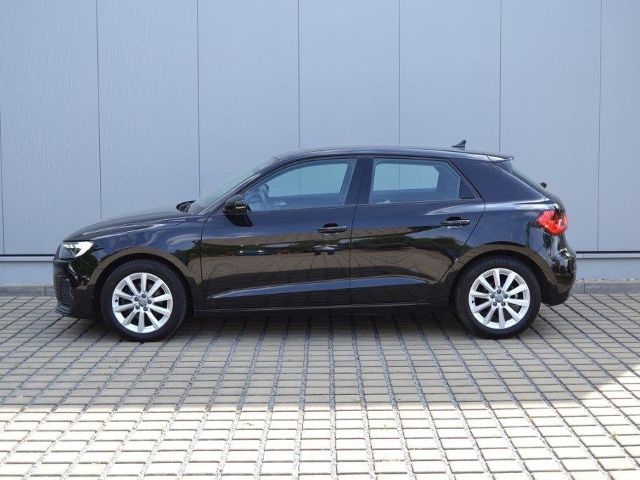 AUDI A1 30 TFSI Advanced LED/NAVI/VIRTUAL-COCKPIT/GRA/APS/SHZ/CLIMATRONIC/16-ZOLL