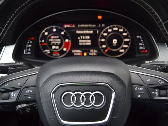 AUDI SQ7 4.0 TDI quattro LUFT+ALLRADLENK./STAND-HZ/MATRIX/HUD/NACHTSICHT/BOSE/NAVI/AVC/TECHNOLOGY-SELECTION/2