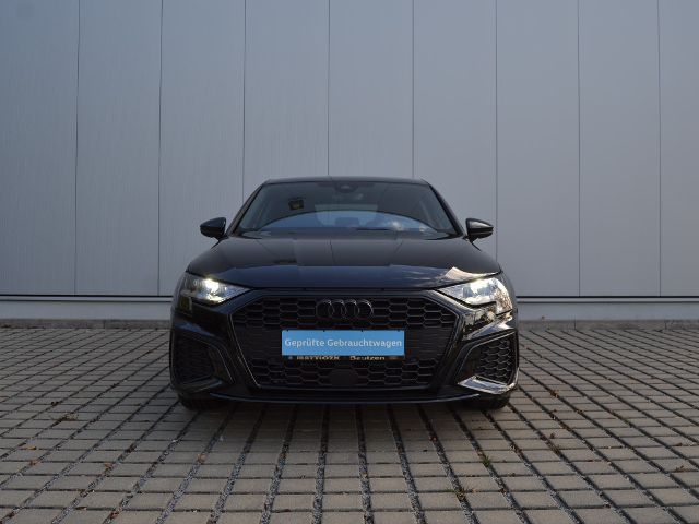 AUDI A3 35 TFSI S-tronic S line AHK/OPTIK-SCHWARZ/18-ZOLL/LED/NAVI/AVC/GRA/APS/CLIMATRONIC/SHZ