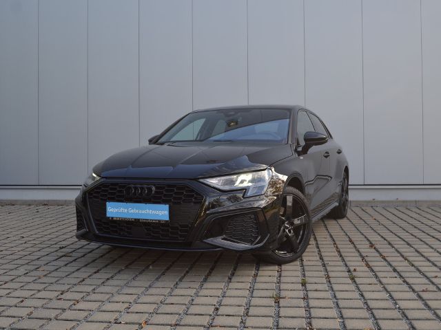 AUDI A3 35 TFSI S-tronic S line AHK/OPTIK-SCHWARZ/18-ZOLL/LED/NAVI/AVC/GRA/APS/CLIMATRONIC/SHZ