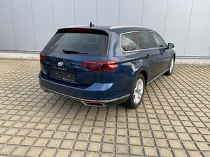 VW Passat Variant 2.0 TDI Elegance AHK/MATRIX/NAVI-PRO+VZE/ACC/BUSINESS/DIGITAL-COCKPIT