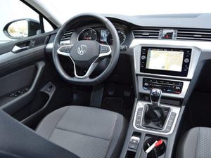 VW Passat Variant