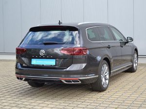 VW Passat Variant