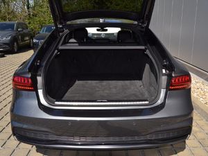 AUDI A7 50 TDI quattro S-line/AHK/LUFT/STAND-HZ/MATRIX/B&O/NAVI+RFK/OPTIK-SCHWARZ/