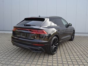 AUDI Q8 50 TDI S-line OPTIK-SCHWARZ/23-ZOLL/RAUTE-LEDER/STAND-HZ/MATRIX/ASSISTENZ+HEAD-UP!