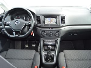 VW Sharan