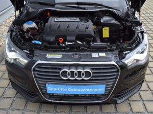 AUDI A1 1.6 TDI S-tronic Attraction XENON/APS/15-ZOLL/CHORUS/KLIMAAUTOMATIK/SHZ