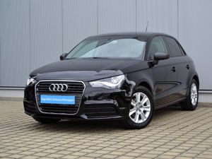 AUDI A1 1.6 TDI S-tronic Attraction XENON/APS/15-ZOLL/CHORUS/KLIMAAUTOMATIK/SHZ