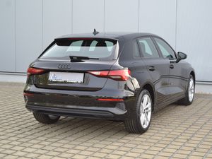 AUDI A3 35 TFSI S-tronic LED/NAVI+SOUND/AVC/APS/RFK/PARK-ASSIST