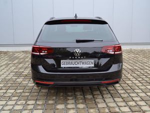 VW Passat Variant