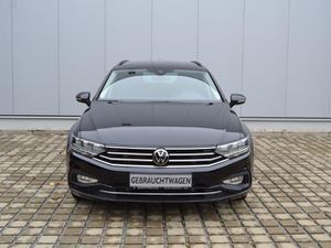 VW Passat Variant