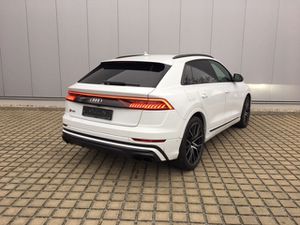 AUDI SQ8 60 TDI MEGA-VOLL/UPE:170.653 ¿/KERAMIK/LUFT/22-ZOLL/AHK/STAND-HZ/MATRIX-LASER/PANORAMA/NAVI/B&O/LEDE