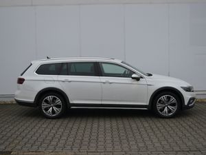 VW Passat Alltrack 2.0 TDI 190 PS 4Motion DSG AHK/MATRIX/18-ZOLL/PANORAMA/NAVI-PRO/DYNAUDIO