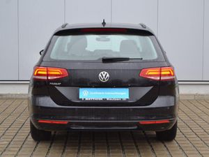 VW Passat Variant