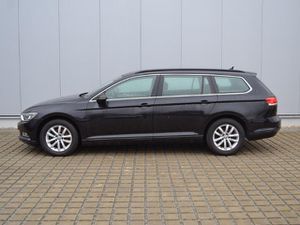 VW Passat Variant