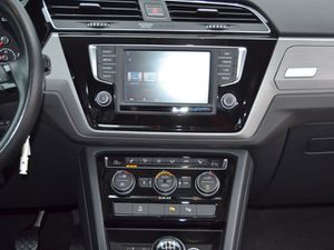 VW Touran 2.0 TDI EU6 Comfortline 7-SITZER/AHK/STAND-HZ/ACC/LED/NAVI/ASSISTENZ/PARK-ASSIST