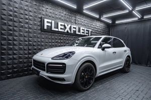 PORSCHE Cayenne Sport-Design Bose PASM Pano Carbon