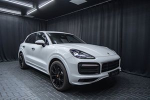 PORSCHE Cayenne Sport-Design Bose PASM Pano Carbon