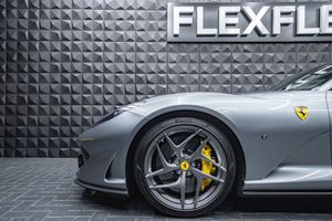 FERRARI 812 Superfast  Lift 2xKamera Carbon NO OPF