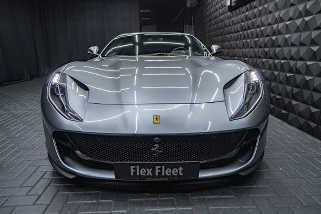 FERRARI 812 Superfast  Lift 2xKamera Carbon NO OPF