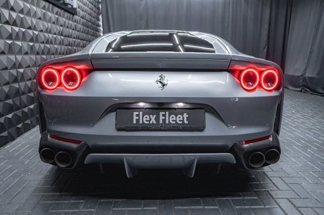 FERRARI 812 Superfast  Lift 2xKamera Carbon NO OPF