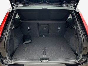 VOLVO XC40 B3 B DKG Plus Dark