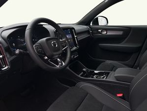 VOLVO XC40 B3 B DKG Plus Dark