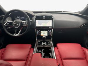 JAGUAR XE P300 AWD Aut. R-Dynamic HSE