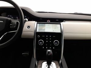 LAND ROVER Discovery Sport D200 R-Dynamic SE