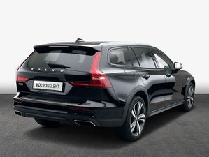 VOLVO V60 Cross Country B4 D AWD Geartronic Pro