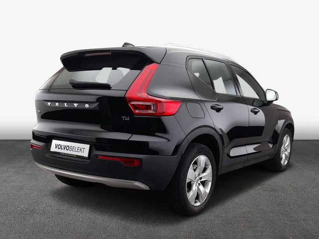 VOLVO XC40 T4 Geartronic Momentum Pro