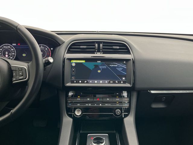 JAGUAR F-Pace 20d Aut. Pure