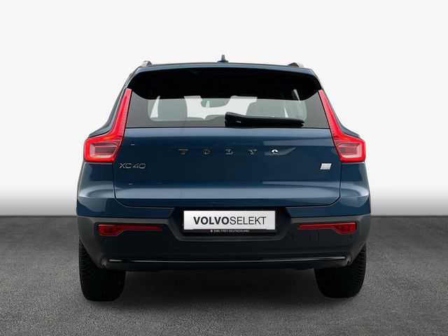 VOLVO XC40 T4 Recharge DKG Plus Dark