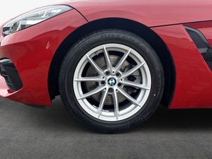 BMW Z4 sDrive20i Advantage Head-Up HiFi DAB WLAN Z4 sDrive20i