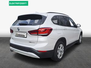 BMW X1 xDrive25e Advantage Aut. Shz PDC Klimaaut. LED Parkassist. DAB Navi