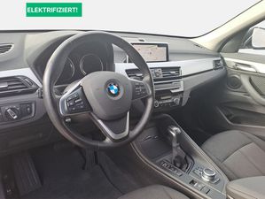 BMW X1 xDrive25e Advantage Aut. Shz PDC Klimaaut. LED Parkassist. DAB Navi