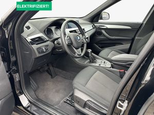 BMW X1 xDrive25e Advantage DAB LED RFK Navi Shz PDC